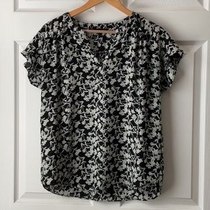 Banana Republic, size medium, blue ivory, blouse